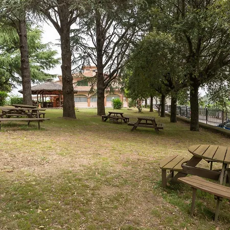 Tana Del Cinghiale Hotel Tirli