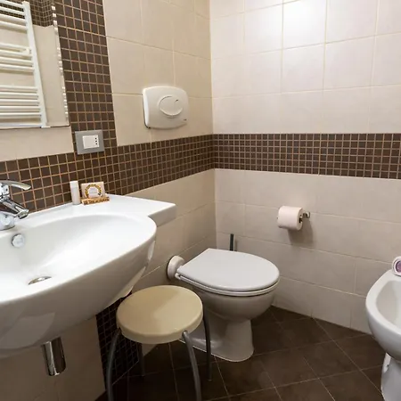 Tana Del Cinghiale Hotel 2*