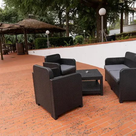 Tana Del Cinghiale Hotel